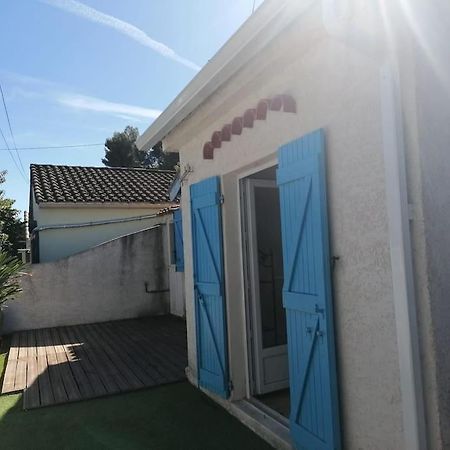 Maison T3 Avec Vue Au Bord De L'Etang Istres Kültér fotó