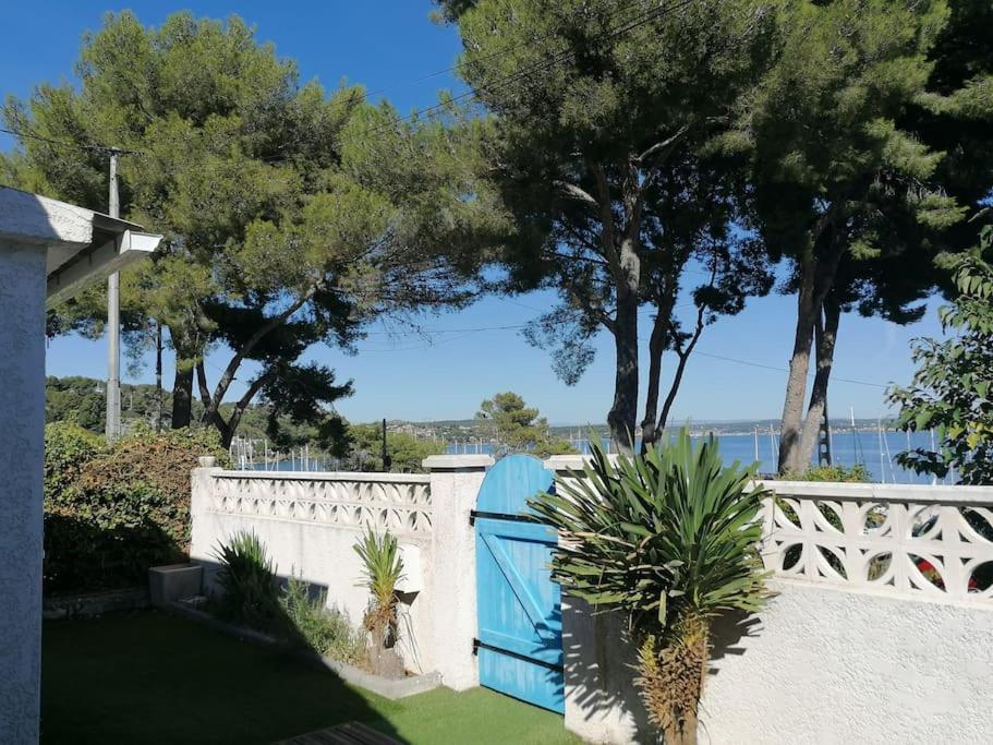 Maison T3 Avec Vue Au Bord De L'Etang Istres Kültér fotó